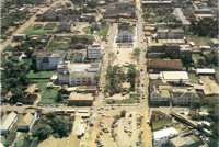 [Vista aérea da cidade : Praça General Dutra] : Rio Branco, AC