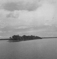 Pequenas ilhas no Arquipélago Anavilhano no Rio Negro (AM)