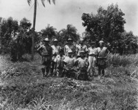 Grupo de ervateiros de origem indígena em Campanário (MT)