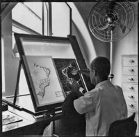 Confecção de cartas náuticas (mapas) na Diretoria de Hidrografia e Navegação do Ministério da Marinha : Ilha Fiscal (RJ)