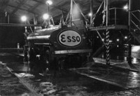 Ilha Noturna : Depósito da Esso na Ilha do Governador (RJ)