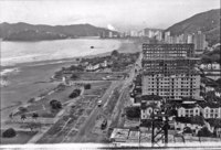 Cidade de Santos, vista tirada do edifício Marajoara, localizado na praia José Menino em direção a praia Itararé (SP)