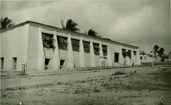 Grupo Escolar Antonio Bahia : Conceição do Coité, BA - 1957