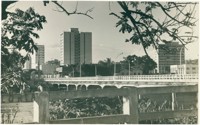 Ponte de São Raimundo : vista parcial da cidade : Governador Valadares, MG