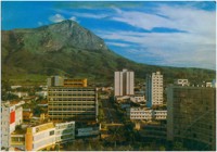 Vista panorâmica da cidade : Pico do Ibituruna : Governador Valadares, MG