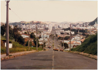 Avenida Barão do Rio Branco : [vista panorâmica da idade] : Juiz de Fora, MG