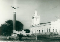 [Monumento] Águia do Porto : [Avenida São Sebastião] : Igreja de São Sebastião : Parnaíba, PI
