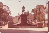 Estátua de Duque de Caxias : Praça do Pacificador : Duque de Caxias, RJ