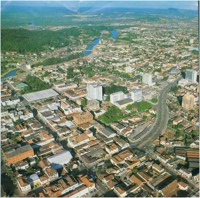 [Vista aérea da cidade] : [Avenida Juscelino Kubitschek] : Joinville, SC