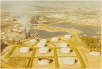 Refinaria e Exploração de Petróleo União S.A. : [vista panorâmica da cidade] : Mauá, SP