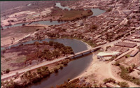 Vista aérea da cidade : [Rio Grande] : Ponte [Aylon Macedo]  : Barreiras, BA