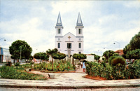Praça Imaculada Conceição : [Catedral Santuário Nossa Senhora das Grotas] : Juazeiro, BA