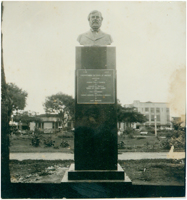 Busto de Gomes de Souza Ramos : Praça Bom Jesus : Anápolis, GO