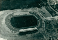 Estádio Municipal [Doutor Ronaldo Junqueira : vista aérea da cidade] : Poços de Caldas (MG)