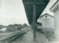 Estação Ferroviária Porto das Caixas : Itaboraí, RJ