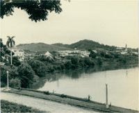 Rio Itajai-Açu : vista panorâmica da cidade : Blumenau, SC