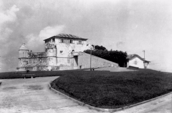 Forte de Nossa Senhora do Monte Serrat em Salvador (BA) - 1952