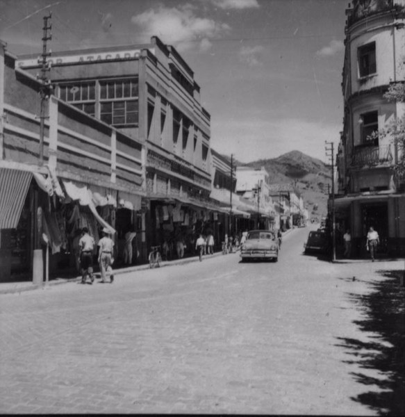 Rua principal de Carangola (MG) - 1958