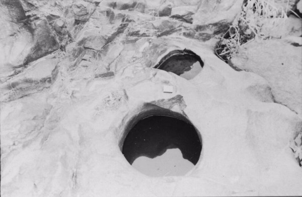 Panela escavada pela água : Itu (SP) - 1955