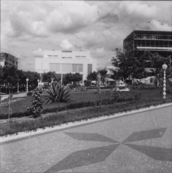 Praça da República : Município de Catanduva (SP) - 1960