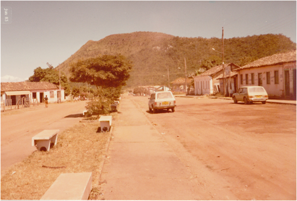 Av. Bom Jesus : Monte Alegre de Goiás, GO - 1983