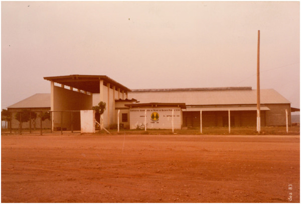 Cooperativa Agropecuária : Padre Bernardo, GO - 1983