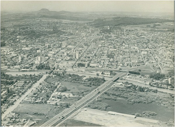 Vista aérea da cidade : São Leopoldo, RS - [19--]