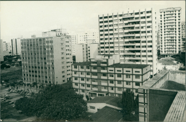[Vista panorâmica da cidade] : Hospital Institucional Municipal Central : São Caetano do Sul, SP - [19--]